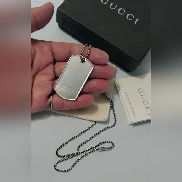 Gucci Dog Tag Necklace - Picture 6 of 8
